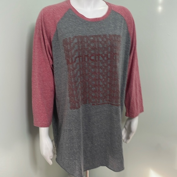 Austin City Limits Raglan Gray and Red Shirt size XL - Picture 1 of 6